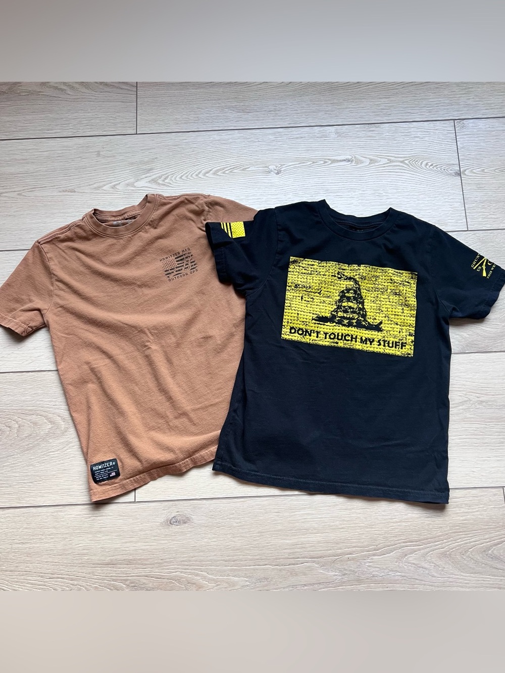 Grunt style and howlitzer tee bundle medium